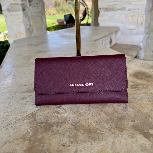 Michael Kors large Kenly tote signature handbag&wallet set NWT - Picture 6 of 16